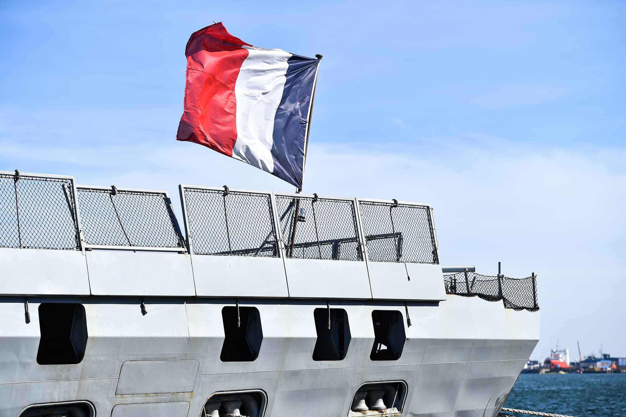 Armes hypervéloces & énergie dirigée
