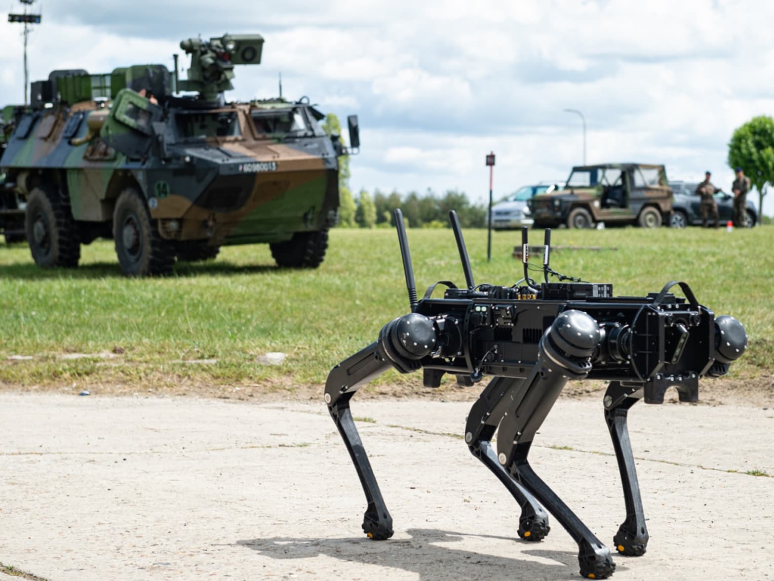 Robotisation de l’armée de Terre française : défis, coopérations et nouvelles architectures